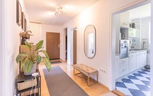 Attraktive Chance für Eigennutzer & Anleger: Leerstehende 4-Zimmer-Wohnung in Top-Lage – 24113 Kiel – Vorschaubild 3
