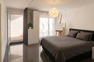Modernes, vermietetes Penthouse mit Dachterrasse und TG- Stellplatz in Frankfurt-Süd – 60528 Frankfurt am Main – Vorschaubild 5