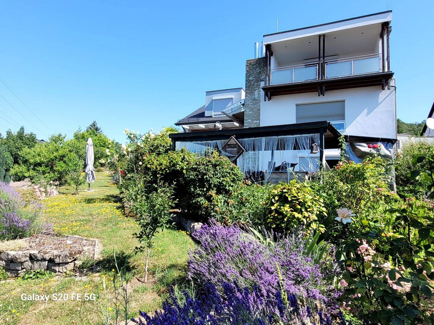 Exklusives Einfamilienhaus in Kleinostheimer Bestlage Im Wingert mit riesiger Terrasse und Loggia – Kleinostheim – Vorschaubild 4