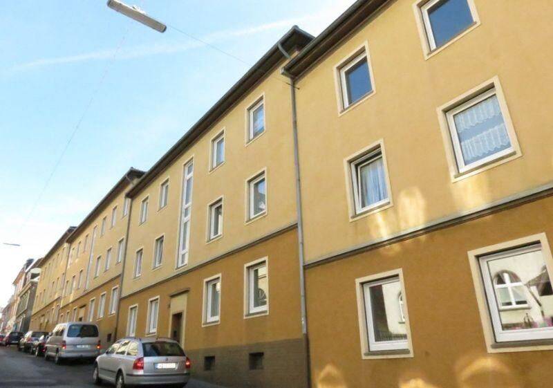 Frisch renovierte 3-Zi.-Whg. mit modernem Tageslichtbad