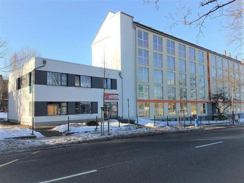 möbliertes Single-Appartement im Schützhaus – Chemnitz – Vorschaubild 2