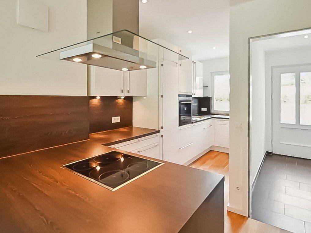 Modernes Reihenmittelhaus mit Dachterrasse und kleinem Garten in Hamburg Duvenstedt – Hamburg – Vorschaubild 4