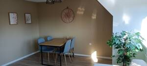 Volkach ruhige 83 qm DG Wohnung zentrumnah, 3 Zimmer, Sat TV, kpl. renoviert, Moderne Küche und tolles Bad, Garage + Stellplatz – 97332 Volkach – Vorschaubild 5