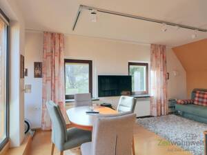 (EF1336_M) Dresden: Strehlen, preiswerte möblierte 3-Zimmer-Wohnung mit Balkon in ruhiger Nebenstraße – 1219 Dresden – Vorschaubild 2