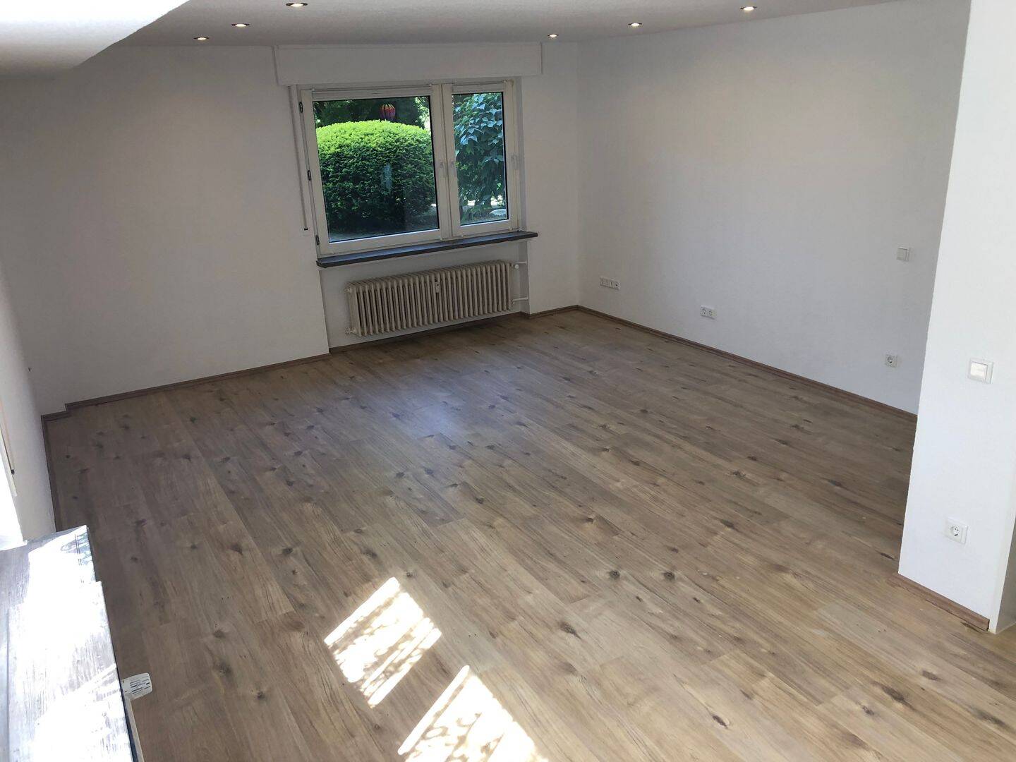Exklusive 2-Zimmer-Wohnung mit ca. 58 m², modernisiert, Stellplatz und Gartenlage in Wuppertal-Laaken – Wuppertal – Vorschaubild 8