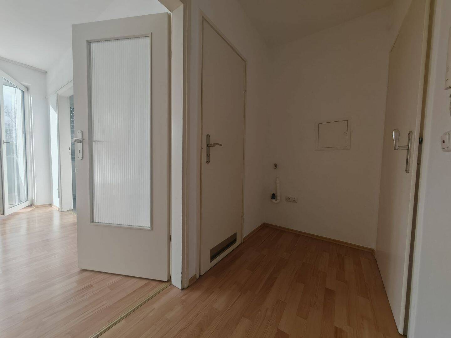 Pasing: Helle 1-Zimmer-Wohnung sofort verfügbar – München – Vorschaubild 5