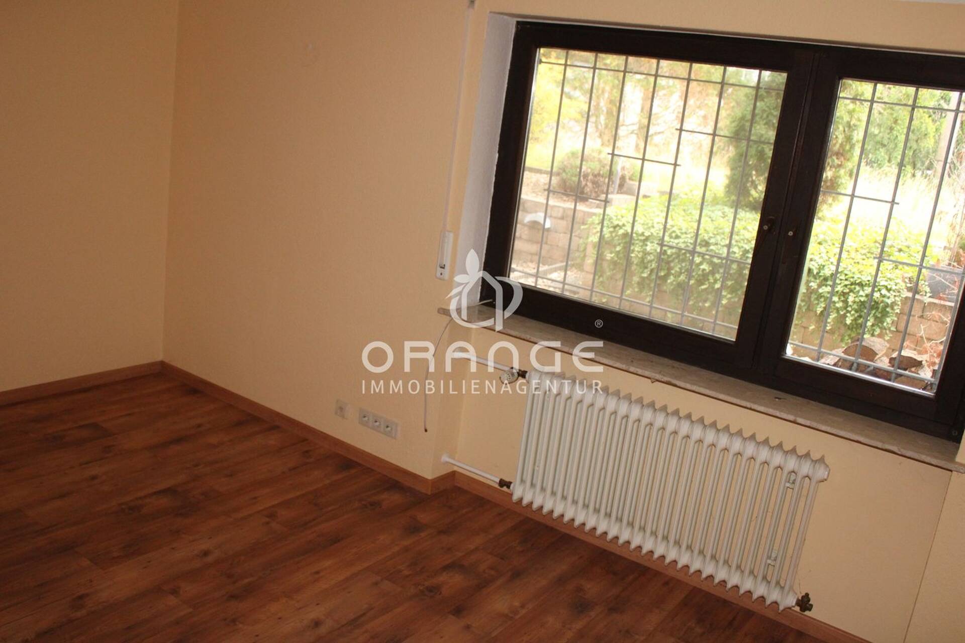 Haus in 91056 Erlangen / Dechsendorf mit 330 m² kaufen