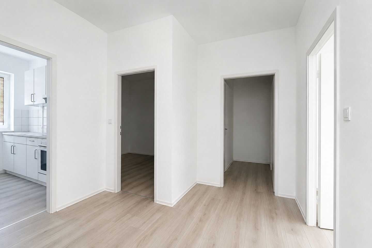 2-Zimmer-Eigentumswohnung im solidem Umfeld - ruhig und zentral – Berlin – Vorschaubild 6