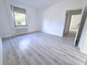 Schlüssel drehen. Zuhause sein. / Turn the key. Be home. – 47166 Duisburg – Vorschaubild 2