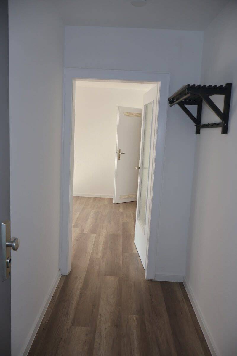 Erstbezug in Sebald: Saniertes 1-Zimmer-Apartment mit Tageslichtbad & Küche – Nürnberg – Vorschaubild 3