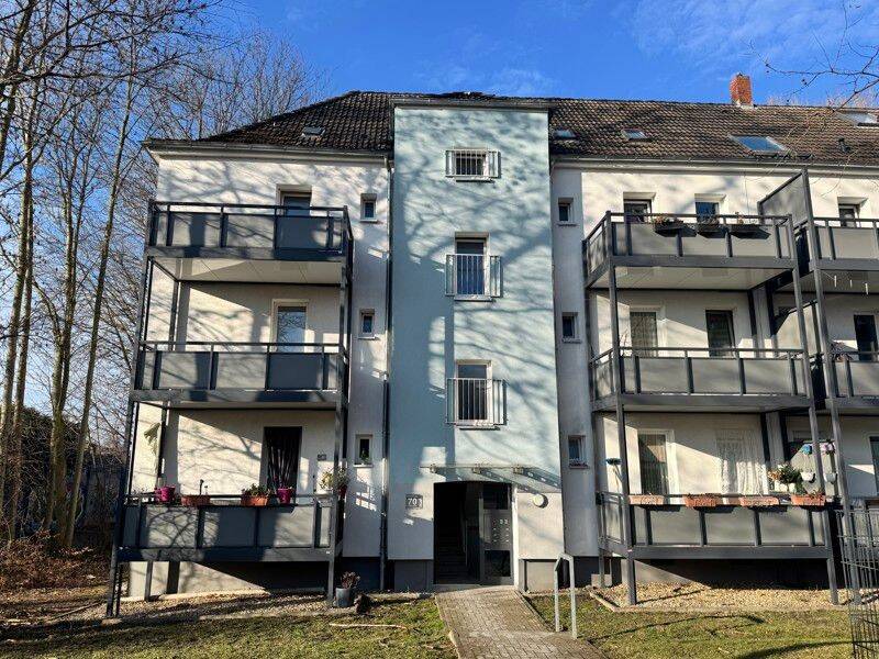 ideale, frisch sanierte 2-Zi-Wohnung in zentraler Lage