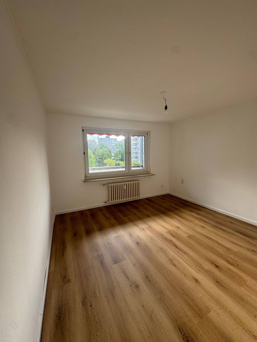 Ruhige 2-Zimmer-Wohnung mit zwei Balkonen in Wuppertal-Elberfeld – Wuppertal – Vorschaubild 3