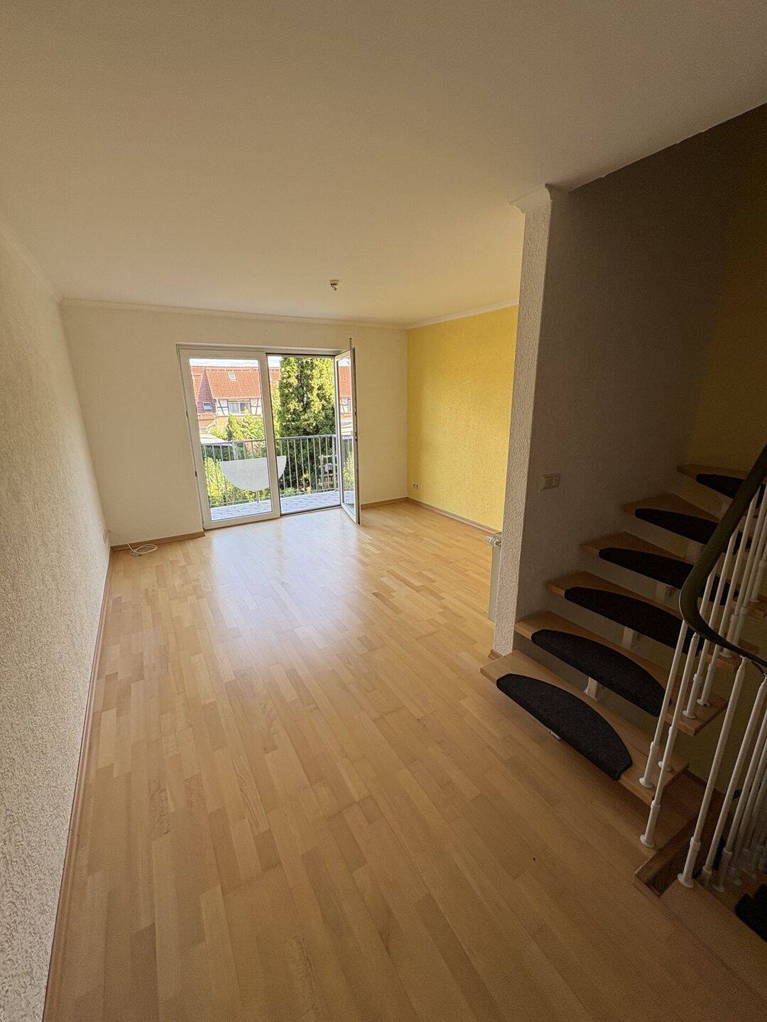Gemütliches Zuhause mit Balkon und Terrasse in ruhiger Lage – Kranichfeld – Vorschaubild 2