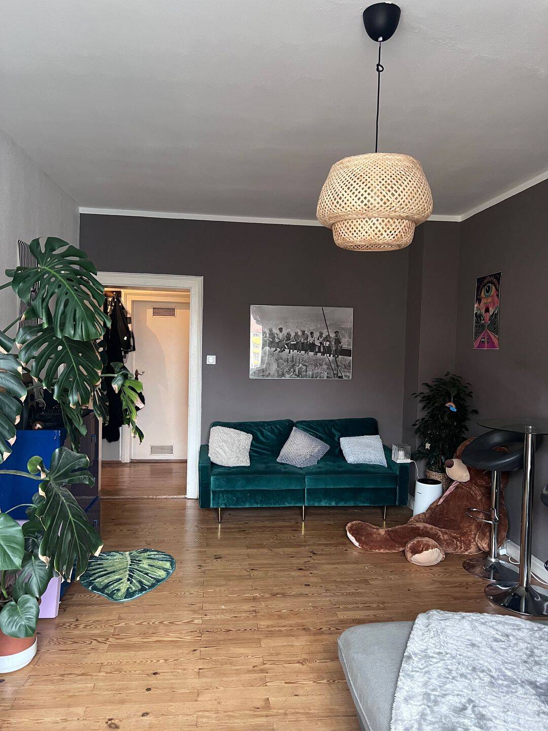 Helle 3-Zimmer-Altbau-Wohnung mit Balkon – Nürnberg – Vorschaubild 2