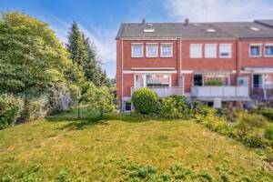 Bremen Huchting: Schönes Reihenendhaus für Familien in zentraler Lage mit Garage – 28259 Bremen – Vorschaubild 3