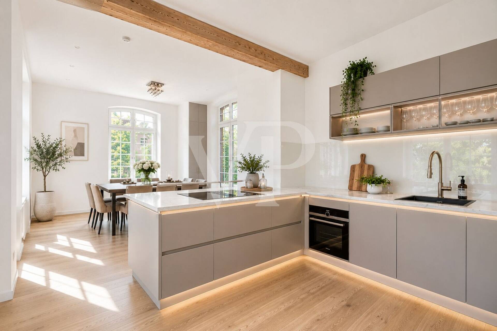 Erdgeschosswohnung in 50997 Köln mit 120 m² kaufen
