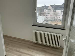 Was für eine Aussicht: einzugsbereite 3-Zimmer-Wohnung im 4. OG in Hagen Wehringhausen – 58089 Hagen – Vorschaubild 7