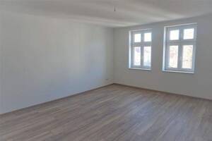 Moderne 4-Raum-Wohnung mit Balkon in der Sängerstadt Finsterwalde – 3238 Finsterwalde – Vorschaubild 2