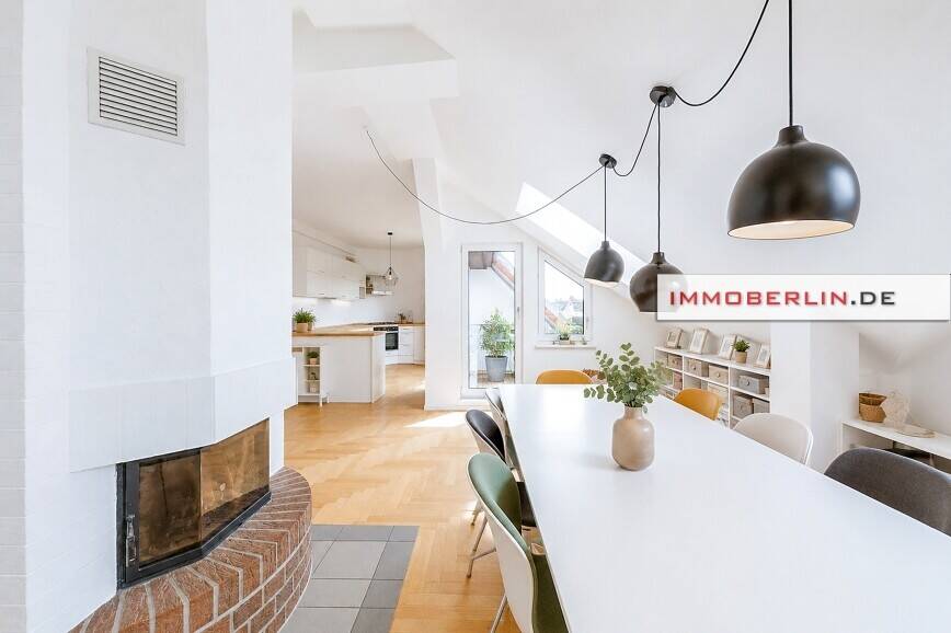 IMMOBERLIN.DE - Lichtdurchflutete Dachgeschosswohnung mit Südwestterrasse & Lift in Toplage – Berlin – Vorschaubild 3