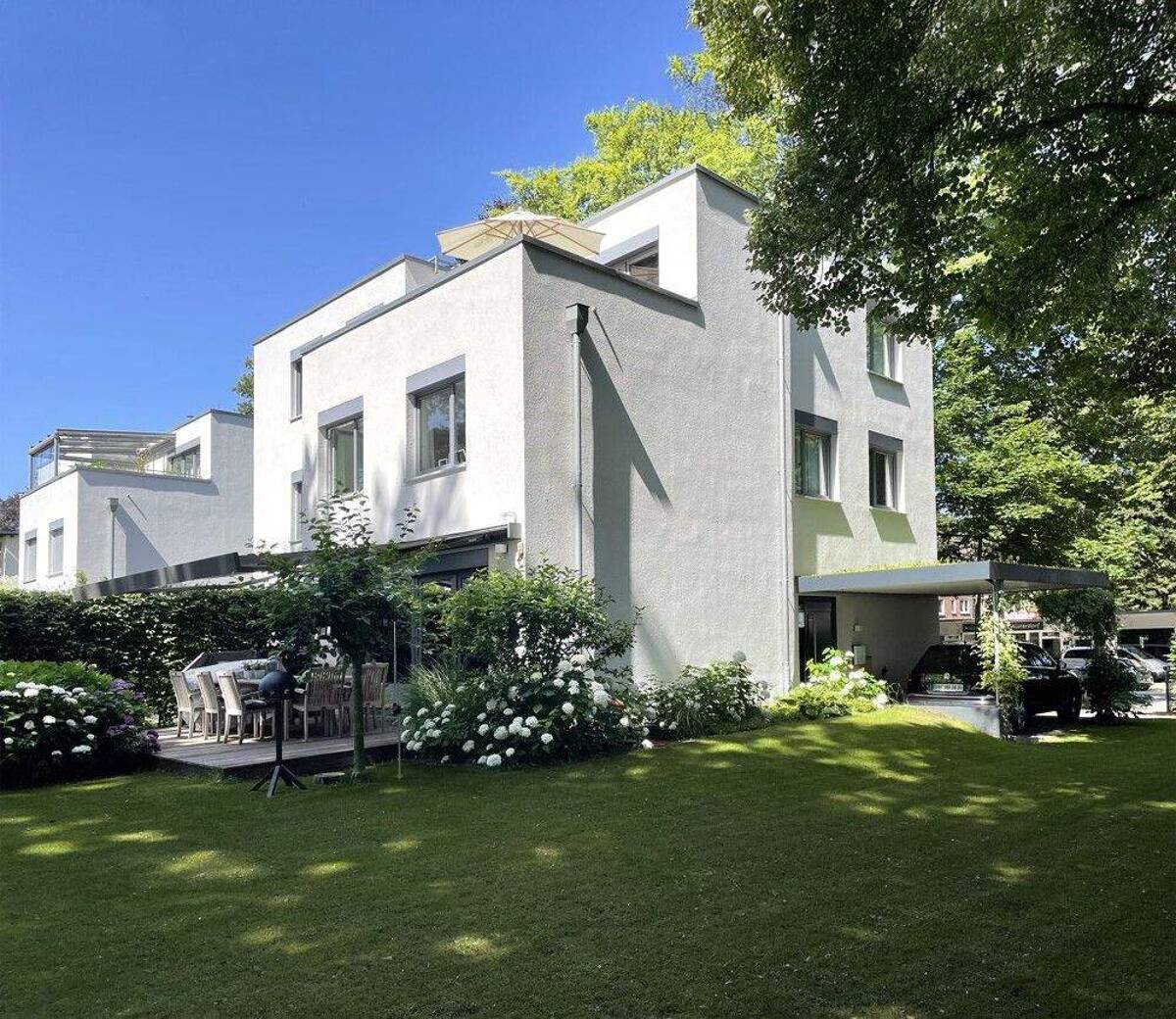 IHR FAMILIENDOMIZIL IM GRÜNEN ALSTERDORF – 22297 Hamburg – Bild 1 von 9