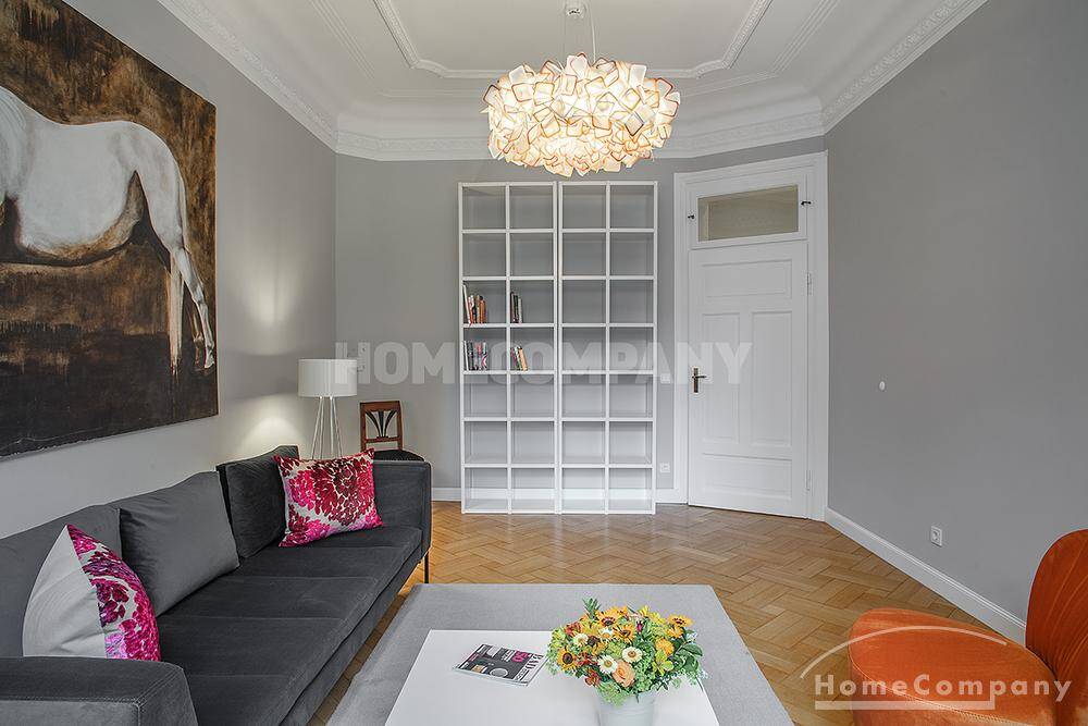 Sehr schöne helle, modern eingerichtete 3-Zimmer-Altbauwohnung nähe Glockenbach – München – Vorschaubild 2