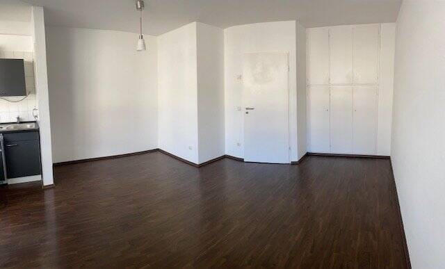 Schicke Pendler-Single-(Zweit-) Wohnung in zentraler Lage in Köln-Rodenkirchen sucht neuen Bewohner – Köln – Vorschaubild 2