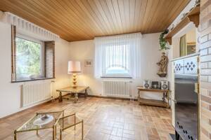 Wohnen mit Panoramablick: Solides Einfamilienhaus mit Erweiterungspotenzial – 70619 Stuttgart – Vorschaubild 6