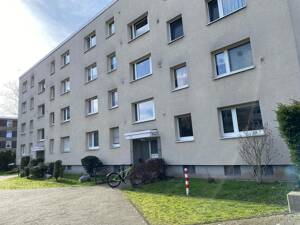 Kapitalanlage: gut vermietete 3 Zimmer Wohnung mit Balkon im Erdgeschoß - SOMMERAKTION