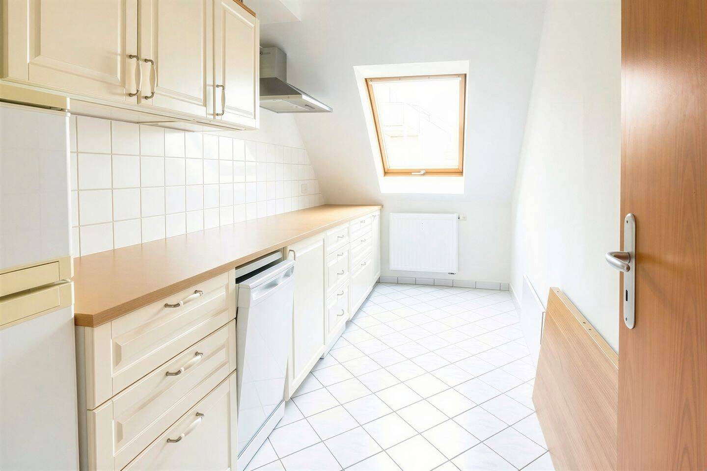 +++ Großzügige 2-Raum-Maisonettewohnung mit Balkon über den Dächern von Chemnitz-Altendorf +++ – Chemnitz – Vorschaubild 8