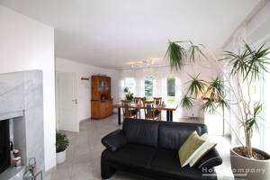 24990 HomeCompany Dresden Möbliert/Furnished Einfamilienhaus mit großem Grundstück in Dresden-Zaschendorf max. 8 Personen – 1328 Dresden – Vorschaubild 3