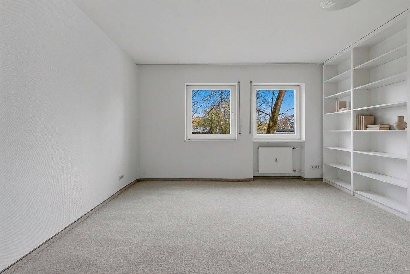 Schöne 4 Zimmerw. im traumhaften Nibelungenviertel Nürnberg – Nürnberg – Vorschaubild 2