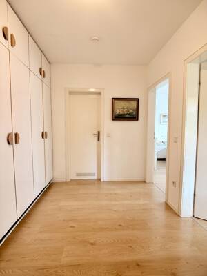 Kapitalanlage in Bielefeld: ca. 4,5 % Bruttorendite - 115 m², 4 Zimmer & zwei Südbalkone – 33604 Bielefeld – Vorschaubild 9