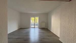 3-Zimmer-Wohnung mit Balkon und Tiefgarage!