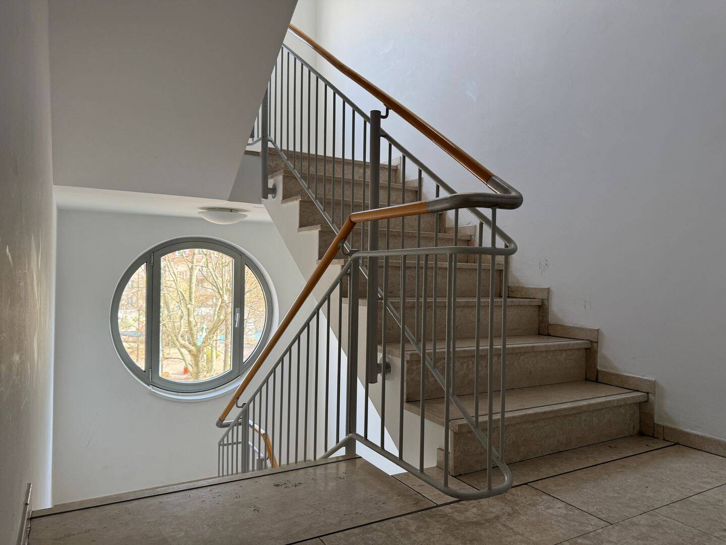 Helle und geräumige 3-Zimmerwohnung mit Balkon, Aufzug und TG – Leipzig – Vorschaubild 9