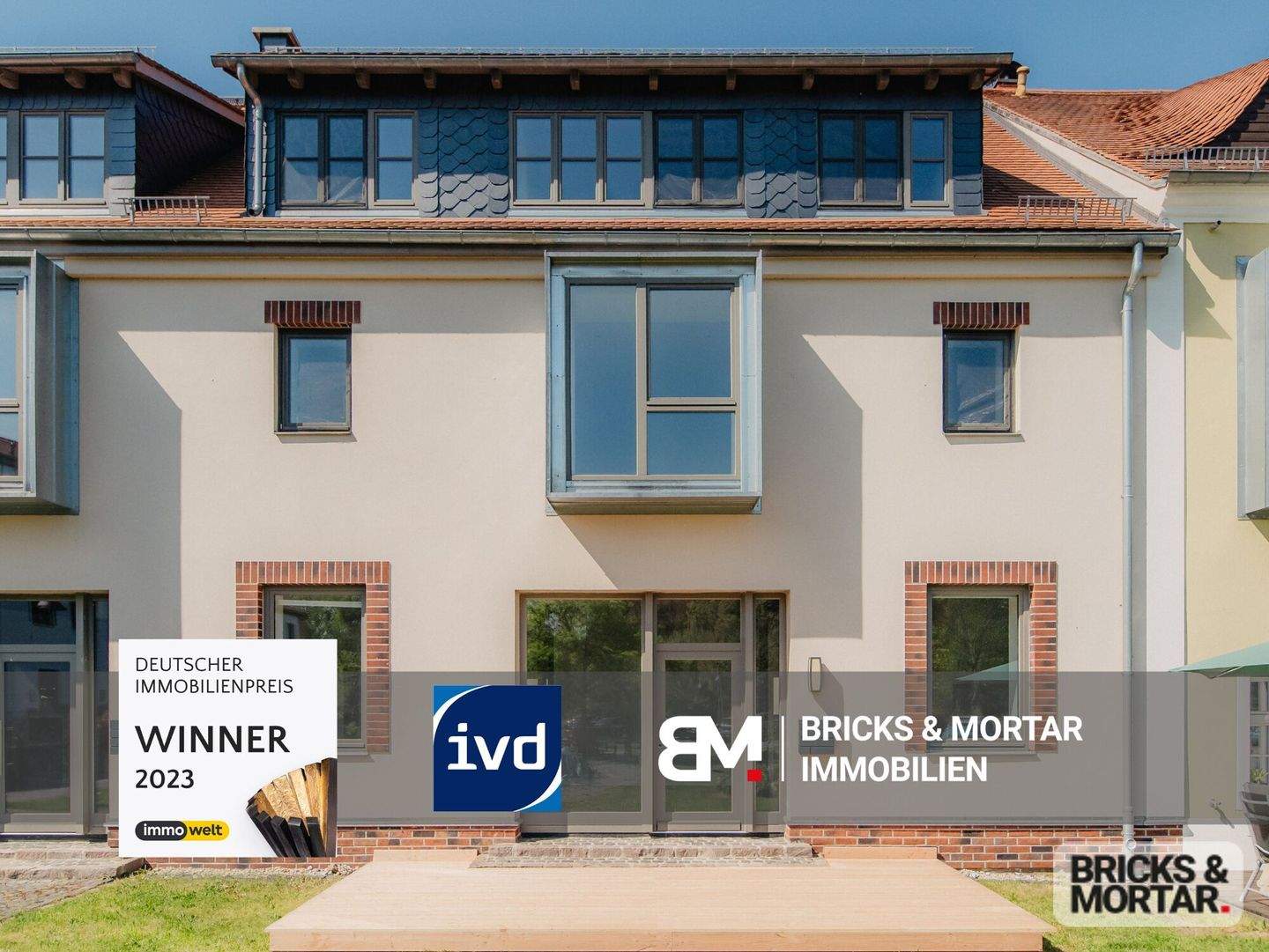 Eines der letzten Objekte im Refugium: Exklusives Reihenmittelhaus mit Kamin und Terrasse – Markkleeberg – Bild 1 von 9