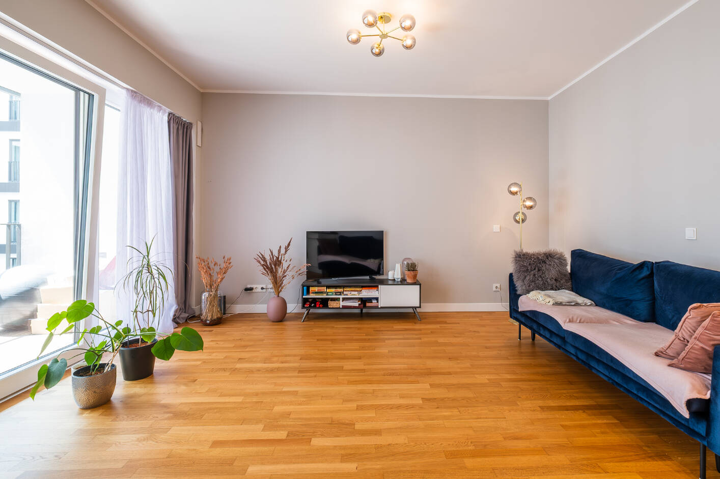 Urbanes Wohnen am Axel-Springer-Neubau mit Concierge und Fitness – Berlin – Vorschaubild 2
