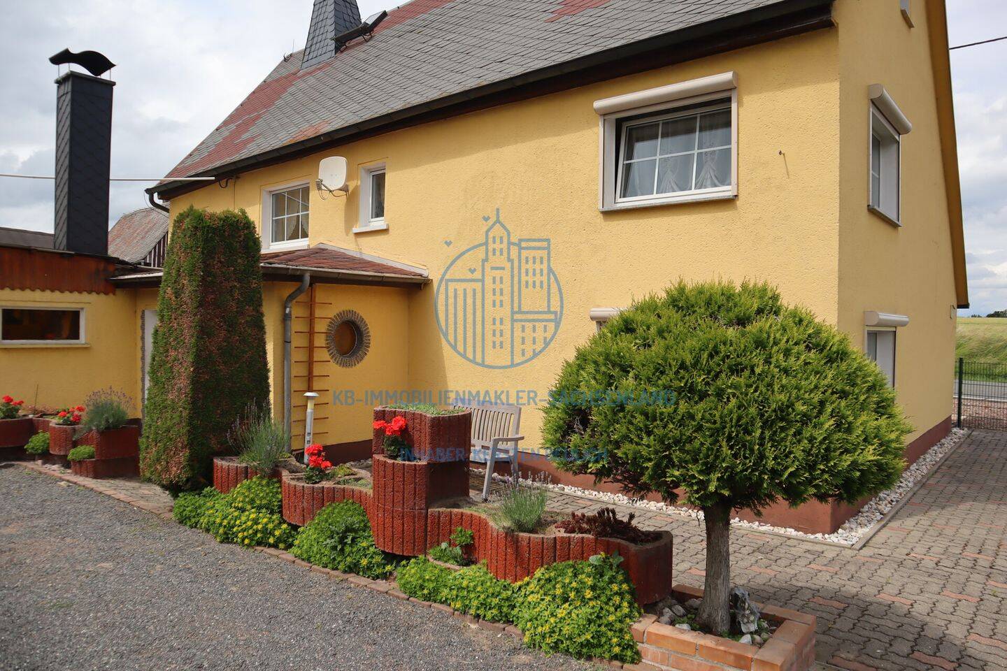 Einfamilienhaus mit Nebengebäuden - heute kaufen, morgen einziehen und sukzessive modernisieren! – Döbeln – Vorschaubild 7