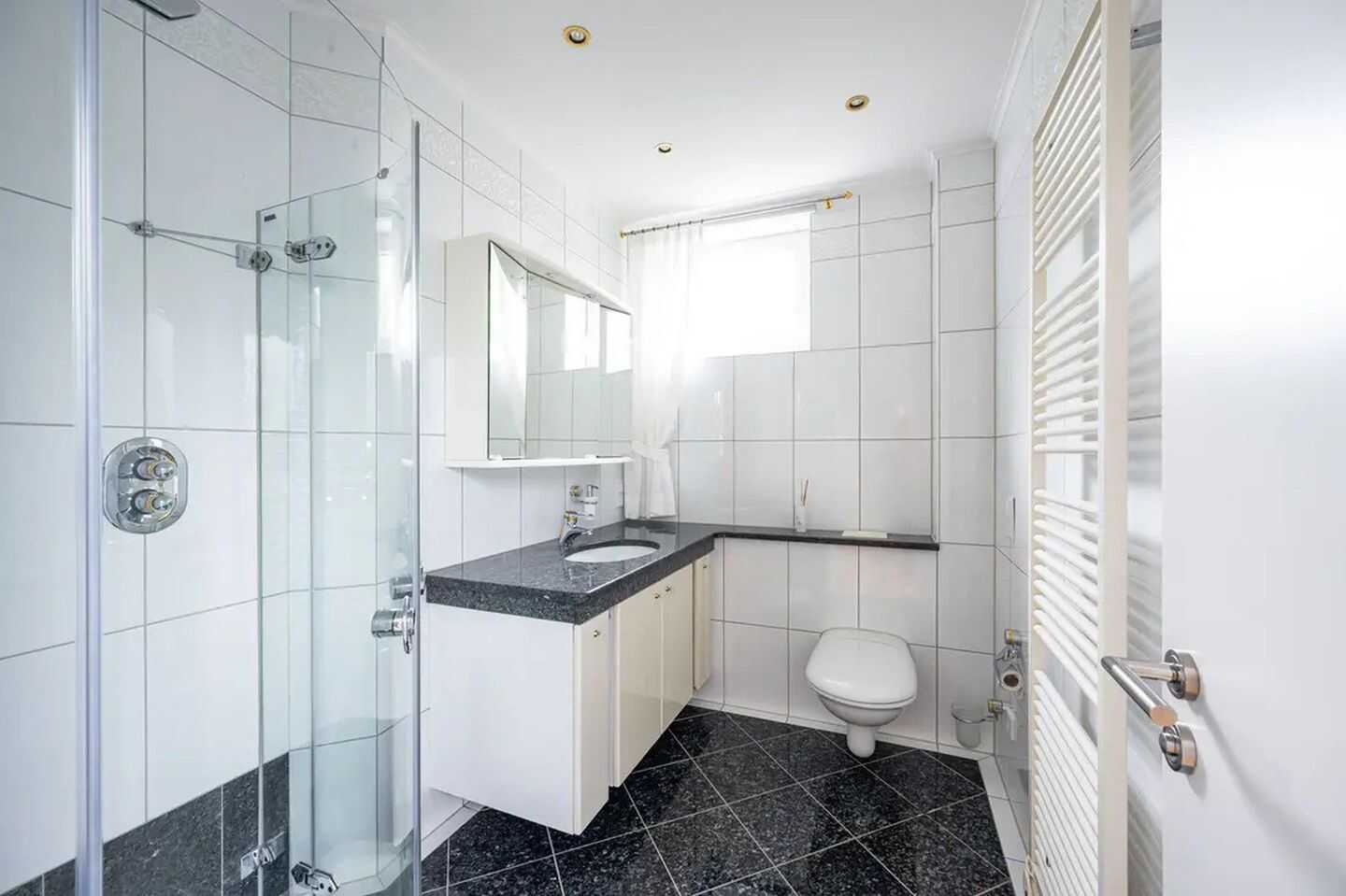 Modernisierter Bungalow in Rodenkirchen-Rondorf – Köln – Vorschaubild 6