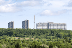 S-Asemwald: 3,5-Zimmer-Wohnung im 16. OG – 70599 Stuttgart – Vorschaubild 2