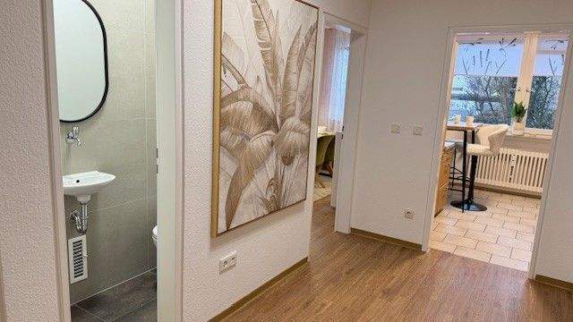 Zeitlos gut – 4-Zimmer-Wohnung mit neuen Fenstern in Nürnberg-Laufamholz – Nürnberg – Vorschaubild 2