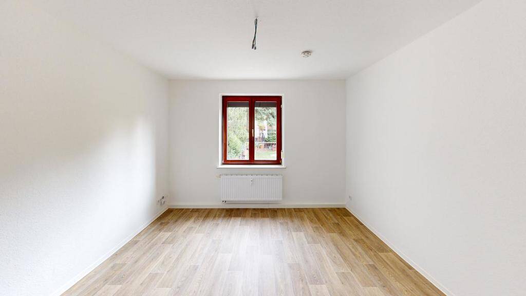 Schön gelegene 2-Raum-Altbauwohnung mit Gartennutzung – Chemnitz – Vorschaubild 2