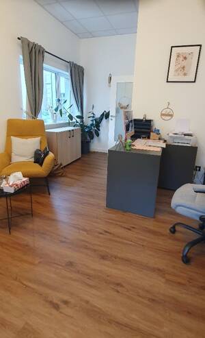 Büro-Praxisräume 73m²-ERDGESCHOSS- mit eigenem Parkplatz - Zentrum von Hohenlimburg - – 58119 Hagen – Vorschaubild 8