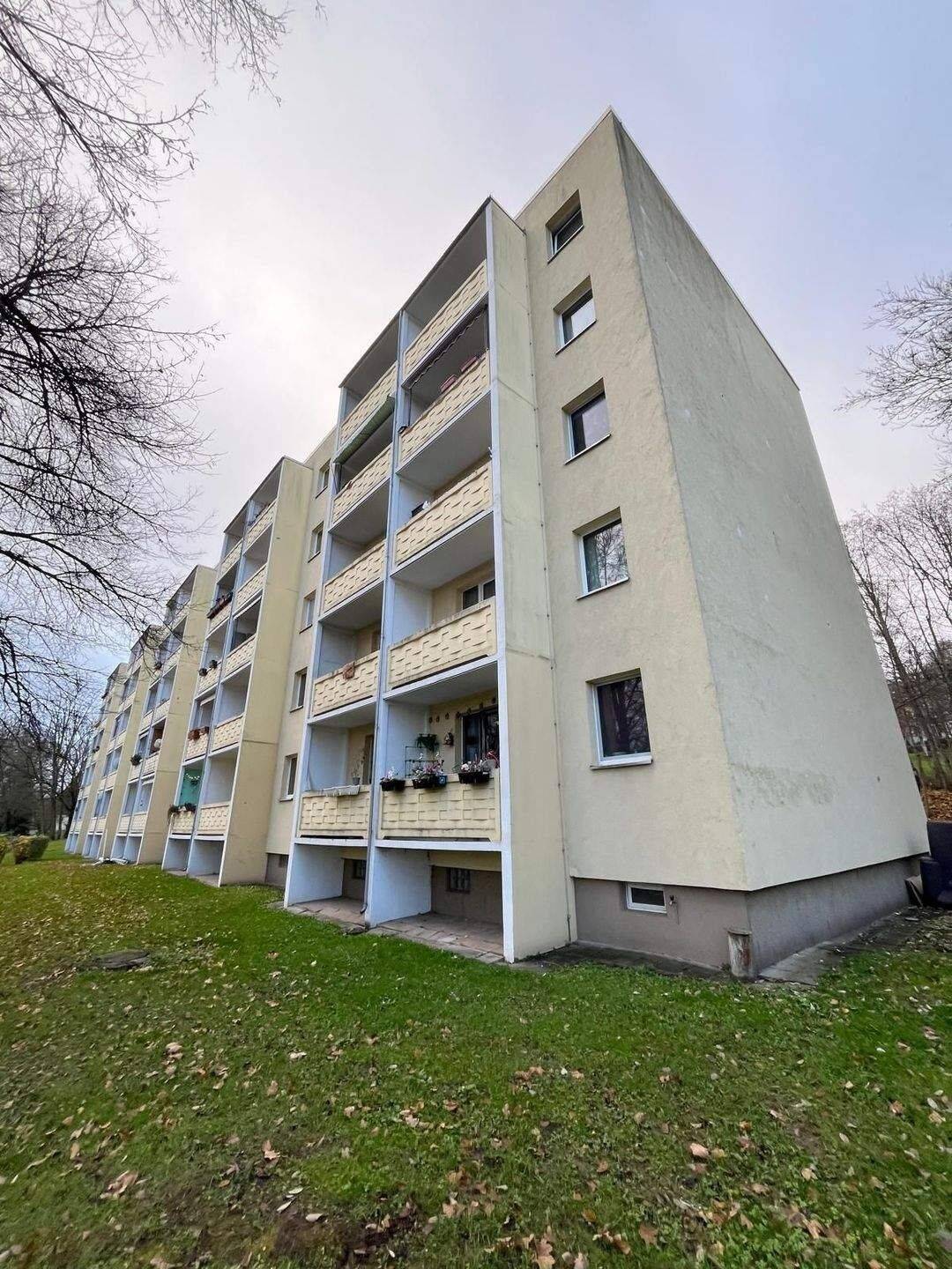 Moderne 3-Zimmer-Wohnung mit Balkon in Helbersdorf, Chemnitz
