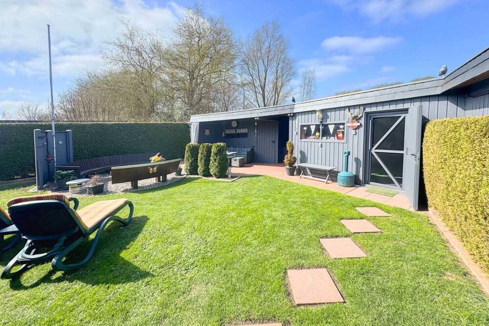 Schönberg in MV. Erstklassiger Bungalow mit wunderbarem Garten, Carport, und Solaranlage – Schönberg – Vorschaubild 5