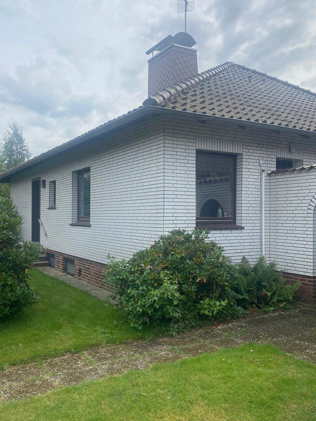Viel Platz zum Leben und Investieren – Immobilienensemble auf großem Grundstück in Beverstedt – Beverstedt – Vorschaubild 2