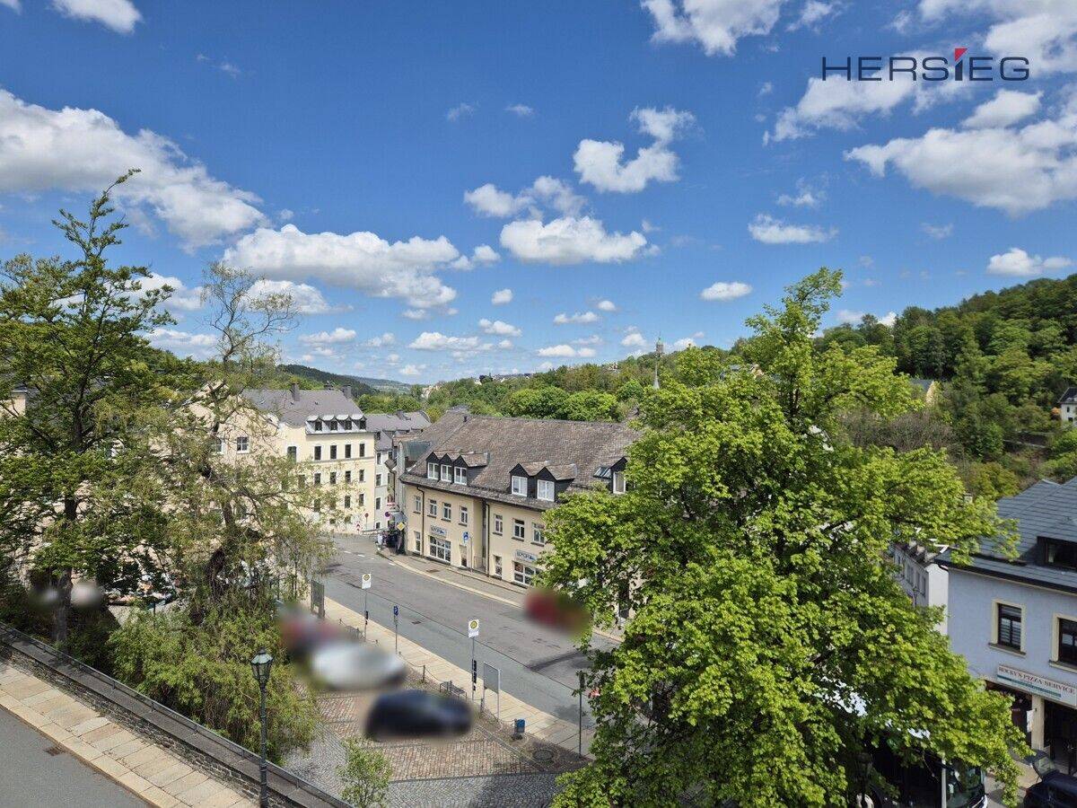 Großzügiges Wohnhaus mit vielseitigen Nutzungsmöglichkeiten in Buchholz – Annaberg-Buchholz – Vorschaubild 3