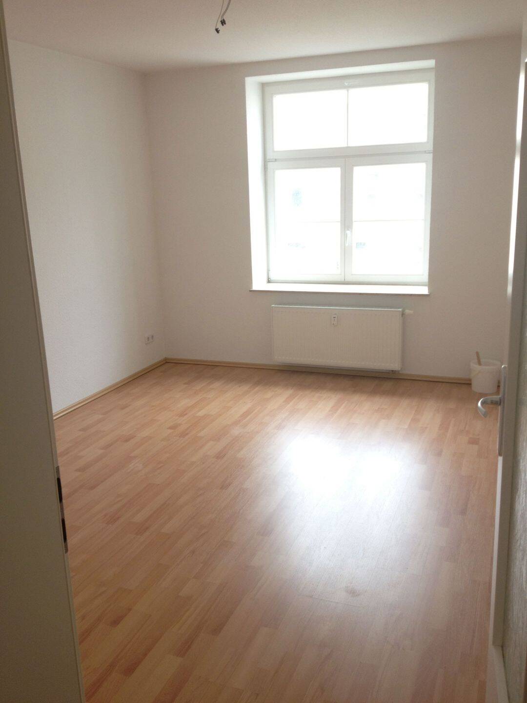 2-Raum, Einbauküche, Balkon, perfekt für WG, nahe Uni – Chemnitz – Vorschaubild 7