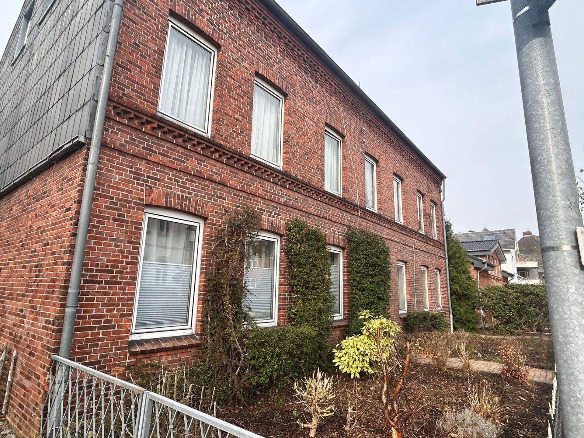 Mehrfamilienhaus in 24768 Rendsburg mit 325 m² kaufen