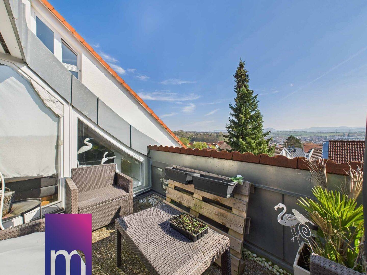Lichtdurchflutete Maisonette-Wohnung mit toller Aufteilung und Süd-Balkon – Wernau (Neckar) – Vorschaubild 4