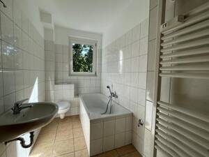 Großer Balkon mit Blick ins Grüne – 39387 Oschersleben – Vorschaubild 5